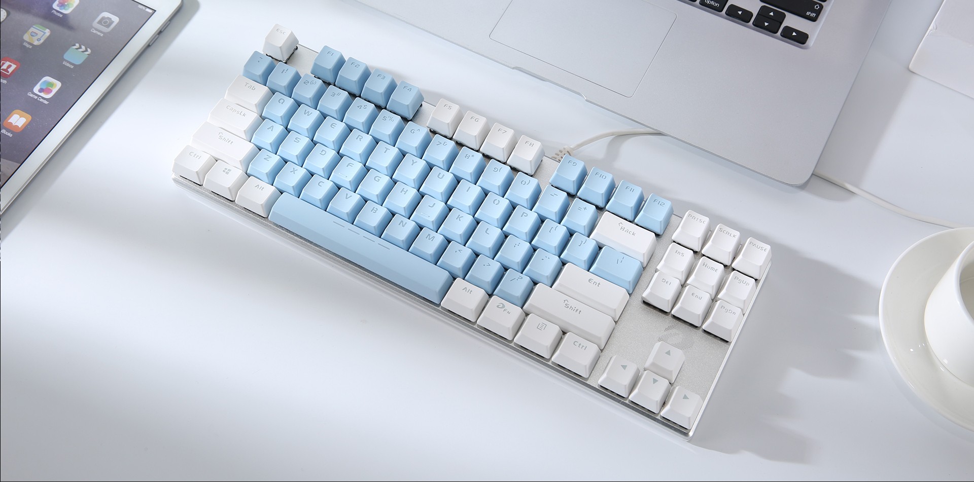 EK815